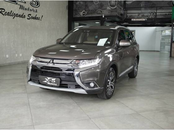 MITSUBISHI OUTLANDER 3.0 GT 4X4 V6 24V GASOLINA 4P AUTOMÁTICO MITSUBISHI OUTLANDER 3.0 GT 4X4 V6 24V GASOLINA 4P AUTOMÁTICO